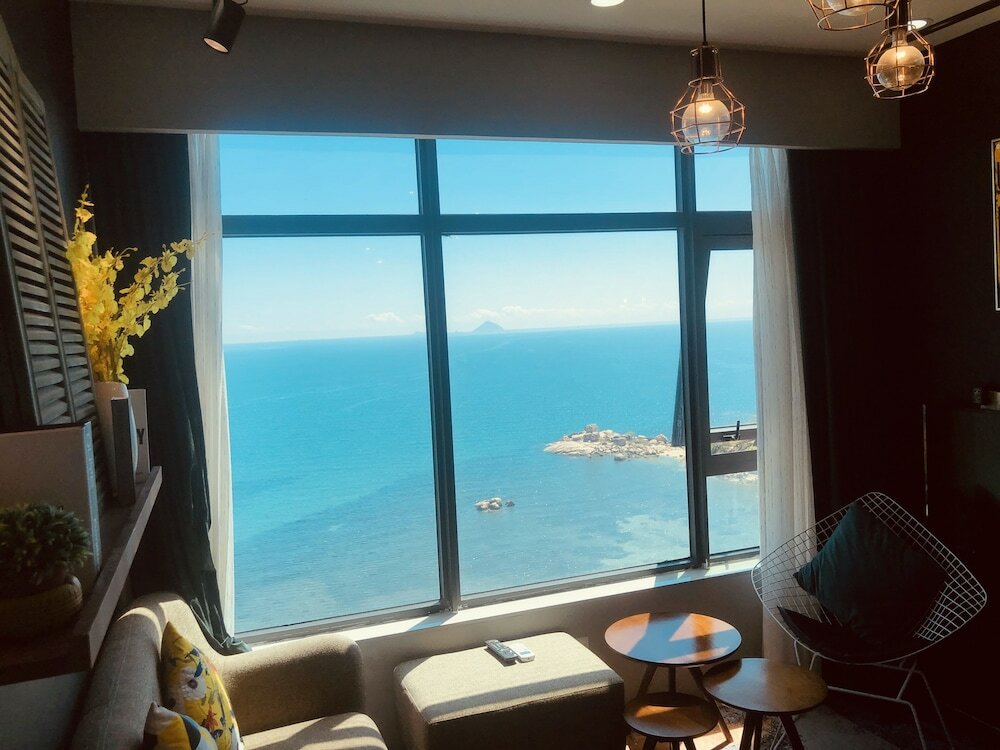 Фото Snail 360° Ocean View Apartment Hotel