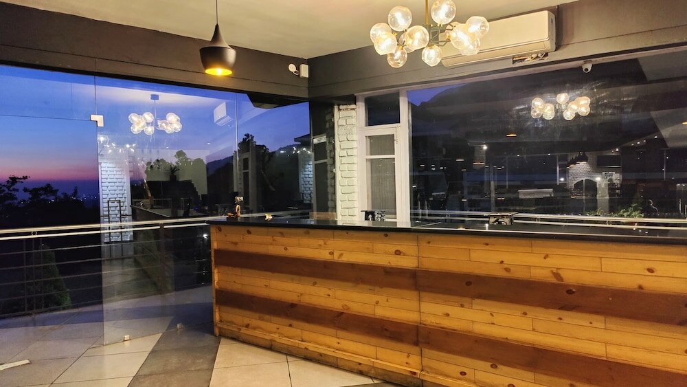 Фото Great Empire Hotel