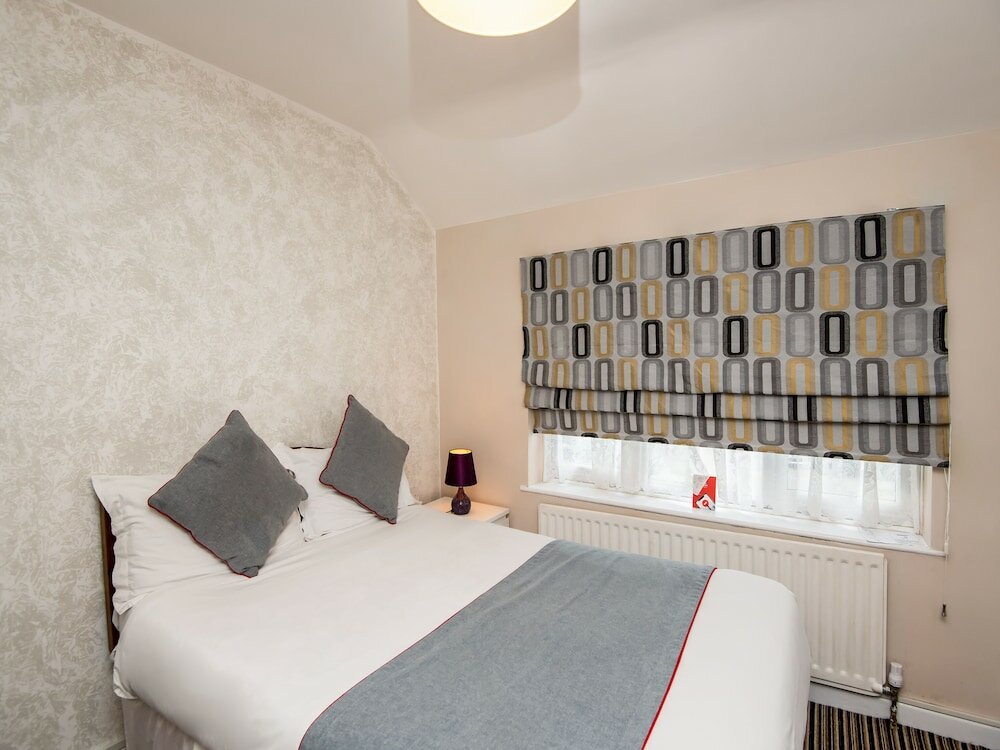 Фото Oyo Vale Lodge