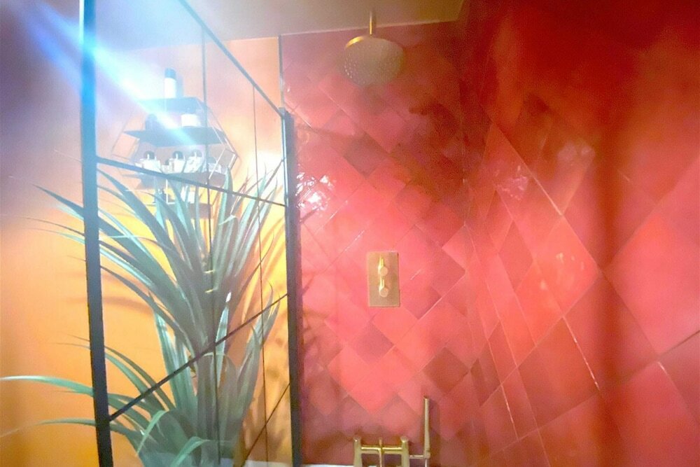 Фото Stylish Cozy Apartment near Trendy Shepherd's Bush