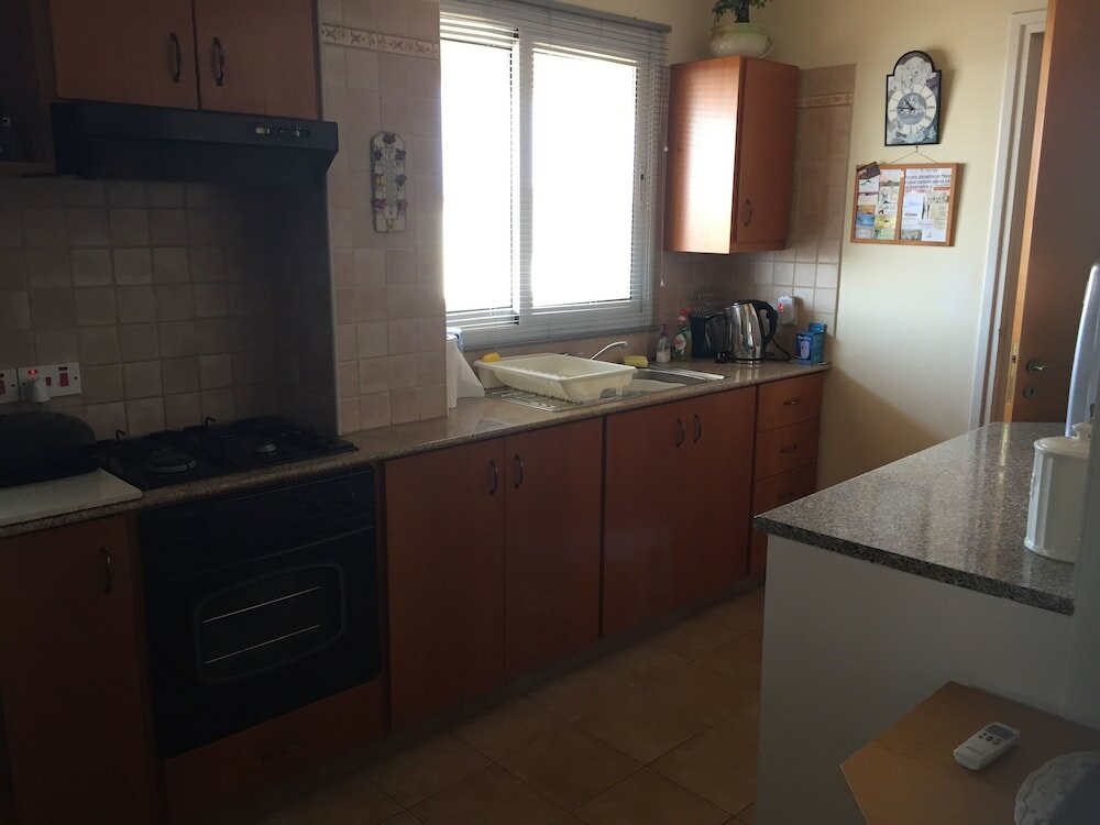 Фото Beautiful Spacious 2-bed Apartment in Xylofagou