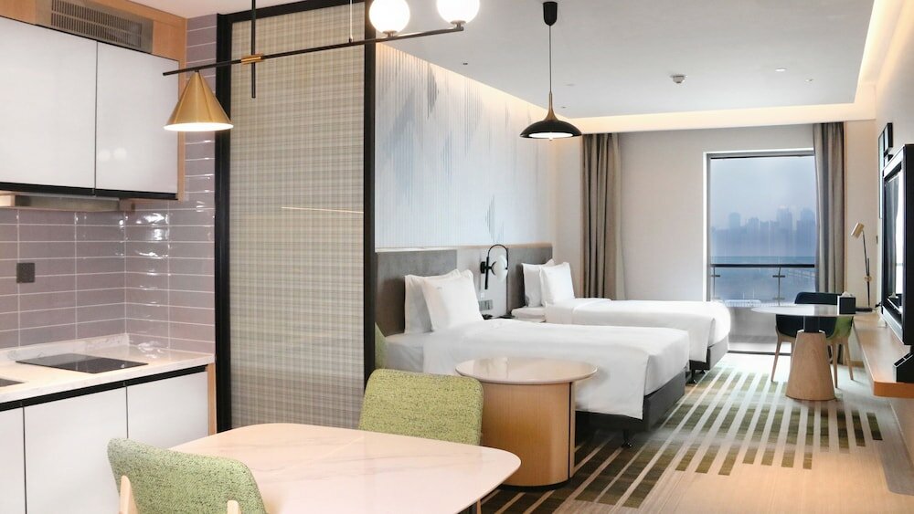 Фото Holiday Inn Hotel And Suites Wuhan New City, An Ihg Hotel