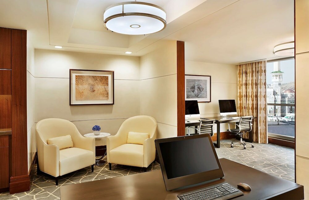 Фото Conrad Jabal Omar Makkah