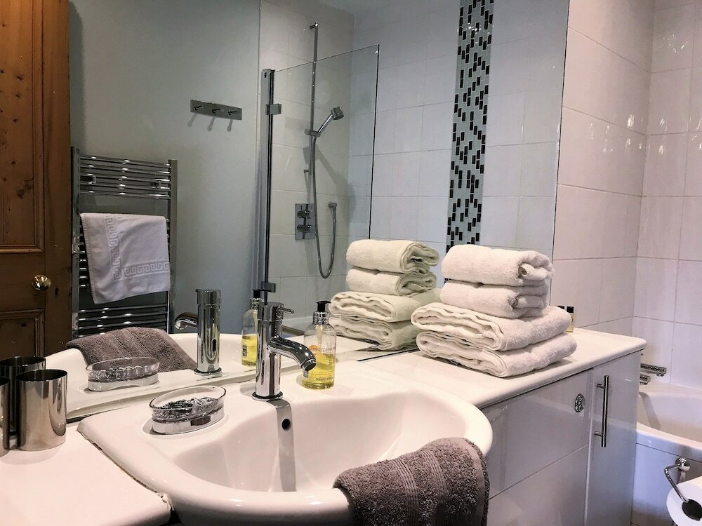 Фото Crown Circus Apartment