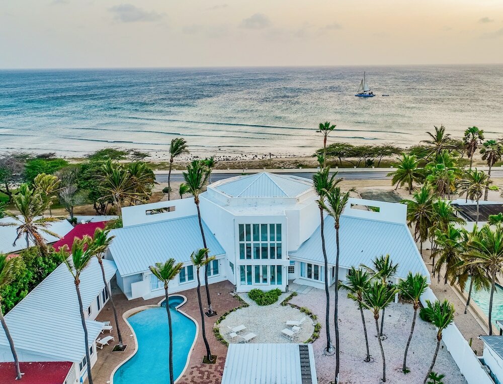 Фото Ocean Front 7-bedroom 7-bath Sunset Views Malmok!