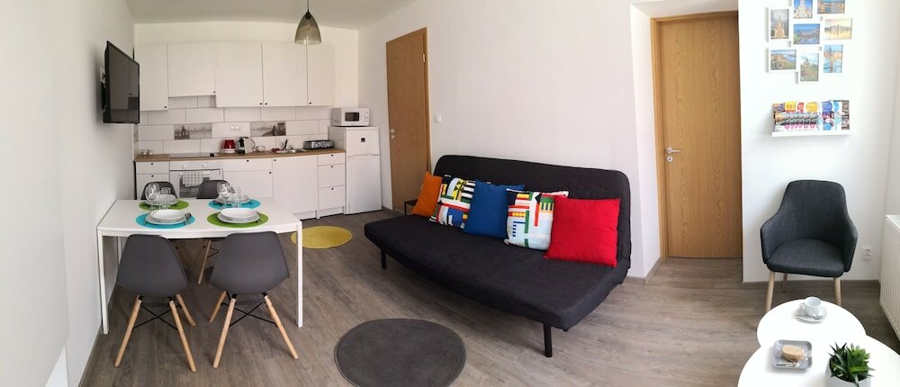 Фото Green Garden Plus Apartman