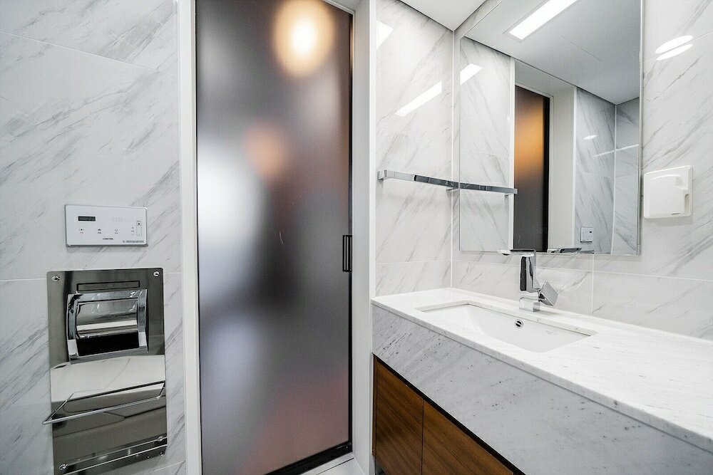 Фото Seocho Intoraon Hotel and Residence