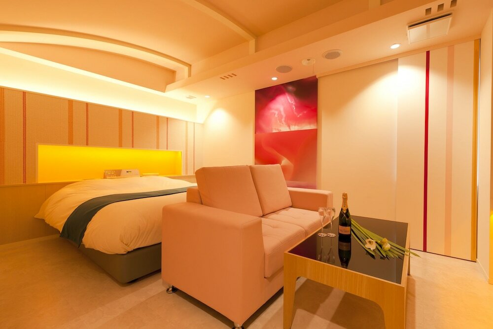 Фото Hotel Iris - Adult Only