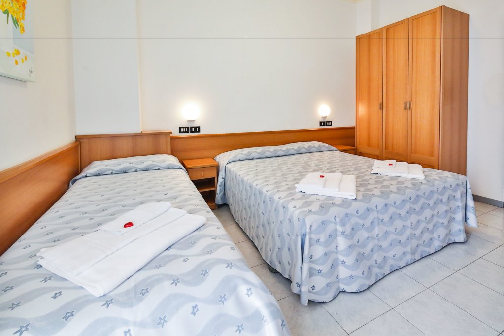 Фото Hotel Sunset