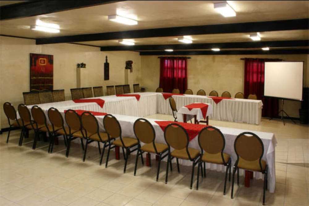 Фото Kwantu Guesthouses