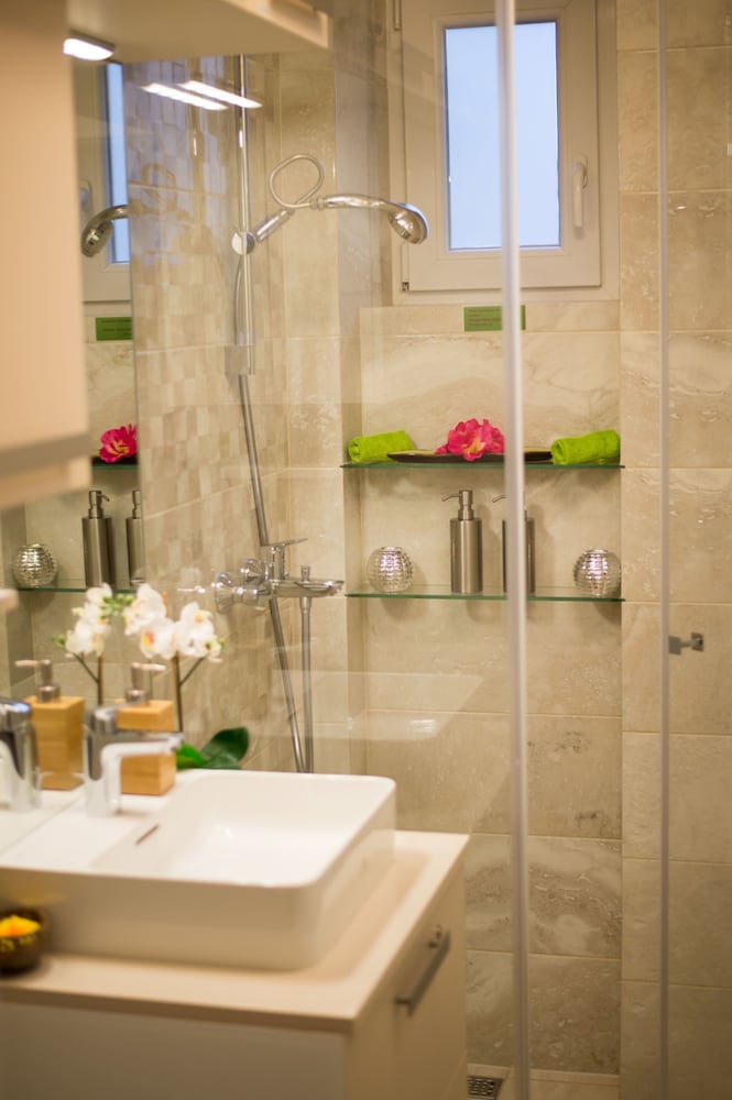 Фото First Floor Flat - Adults Only