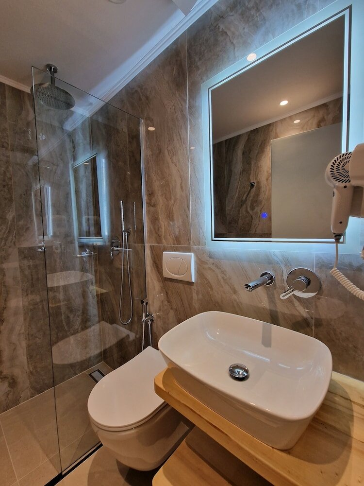 Фото Monel Hotel