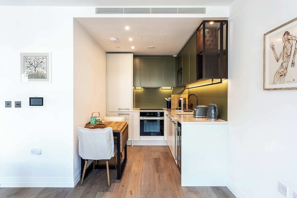 Фото Modern Chelsea Apartment