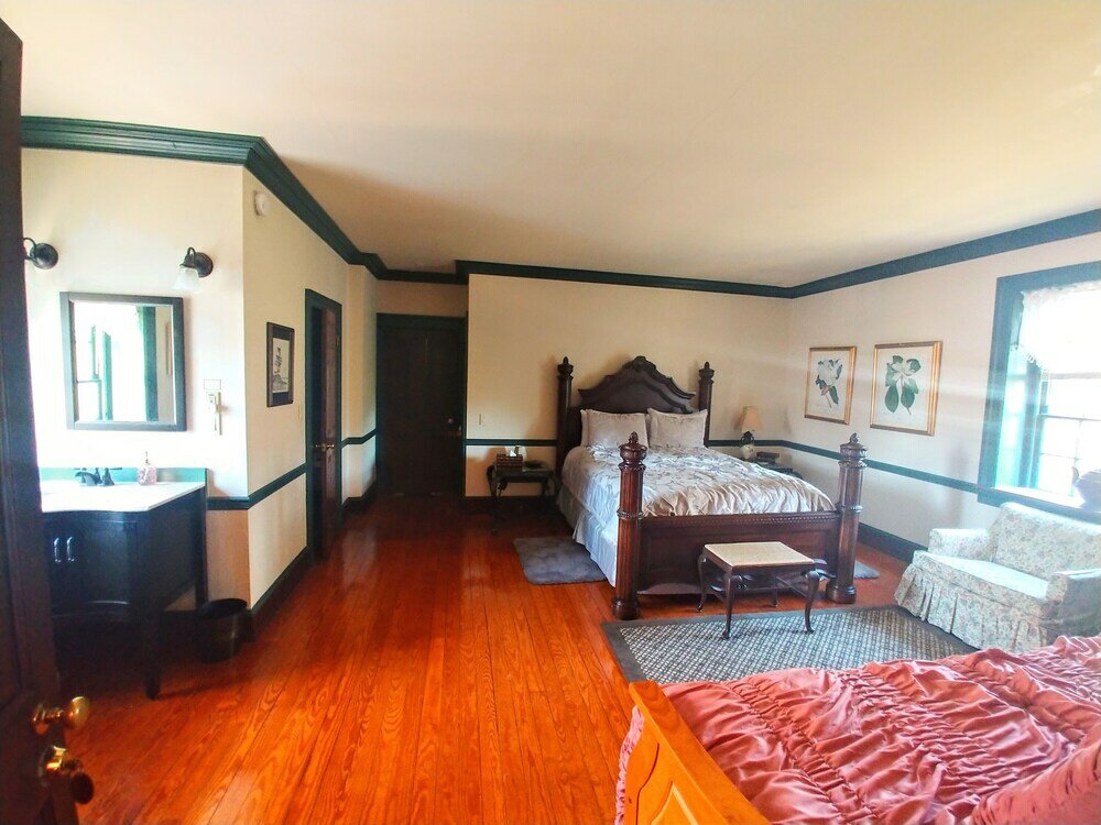 Фото Chanceford Hall Bed & Breakfast