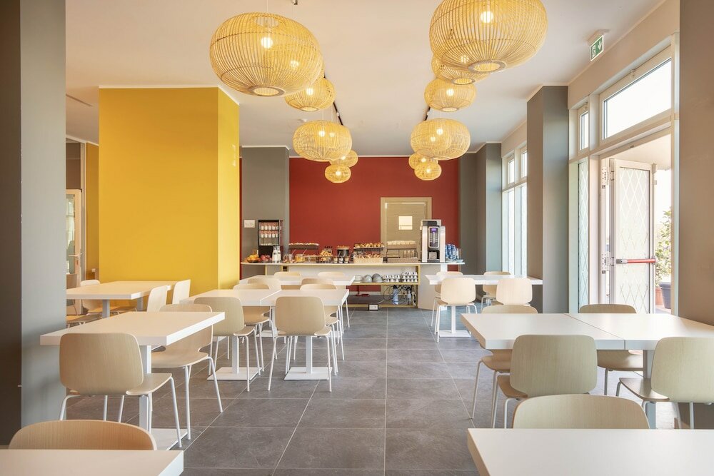 Фото B&b Hotel Roma Fiumicino Aeroporto Fiera 2