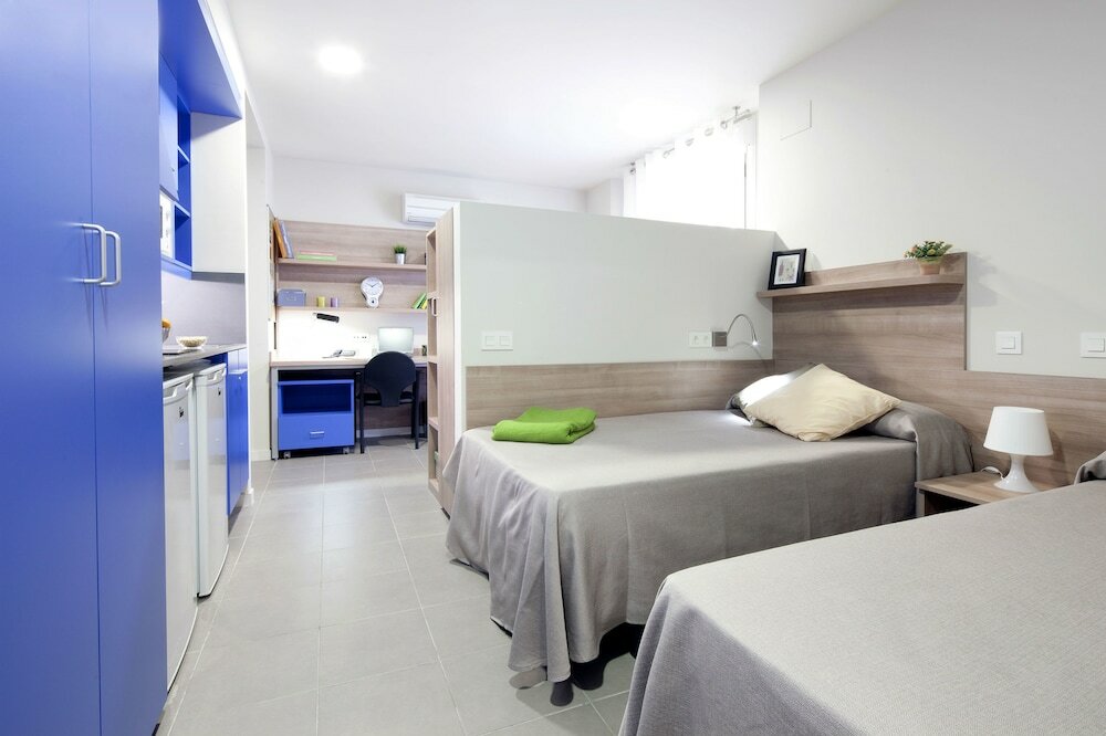 Фото Colegio Mayor La Concepción - Campus Accommodation