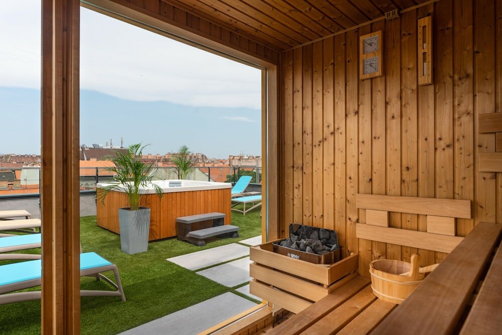 Фото Onyx Luxury Budapest