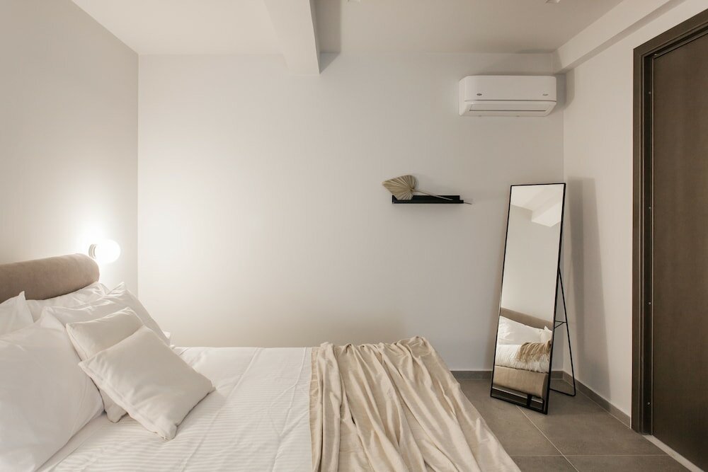 Фото Marvelous 2br Apartments with balcony