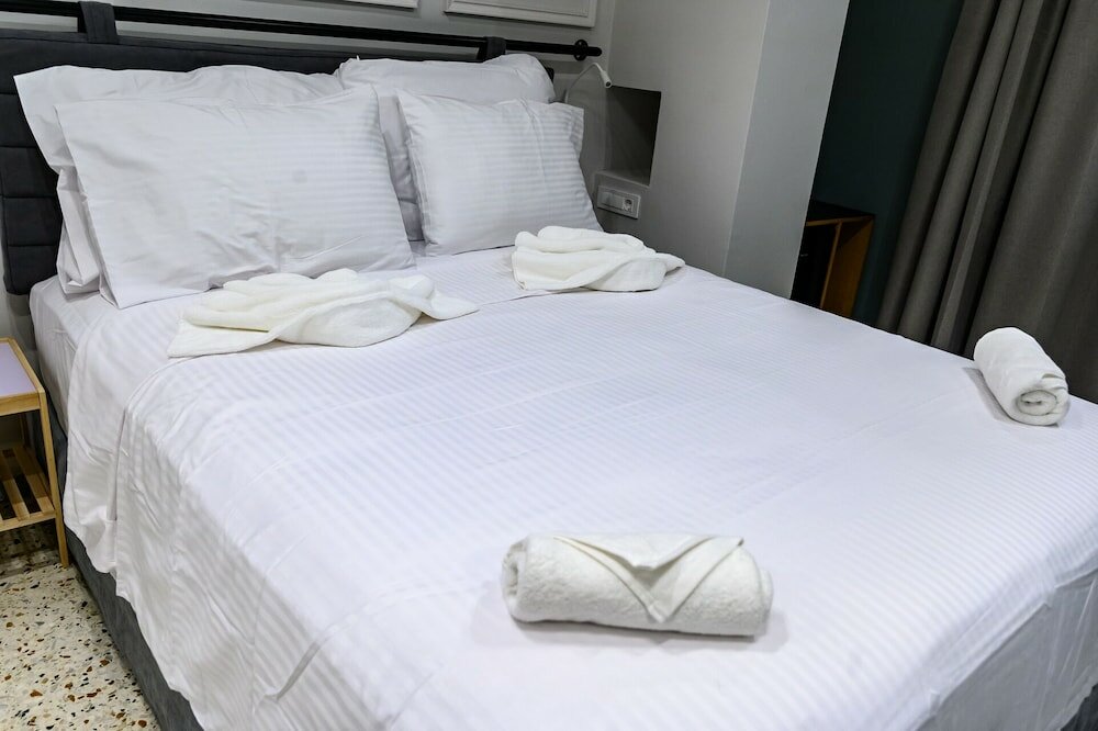 Фото A-13 Belle Athenes - Luxury Rooms at Monastiraki Railway Station