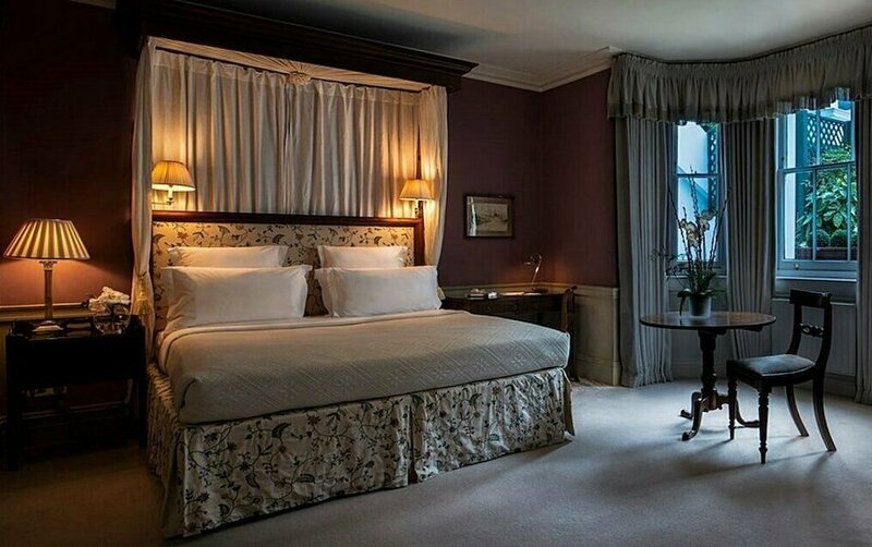 Гостиница Cranley Hotel London в Лондоне