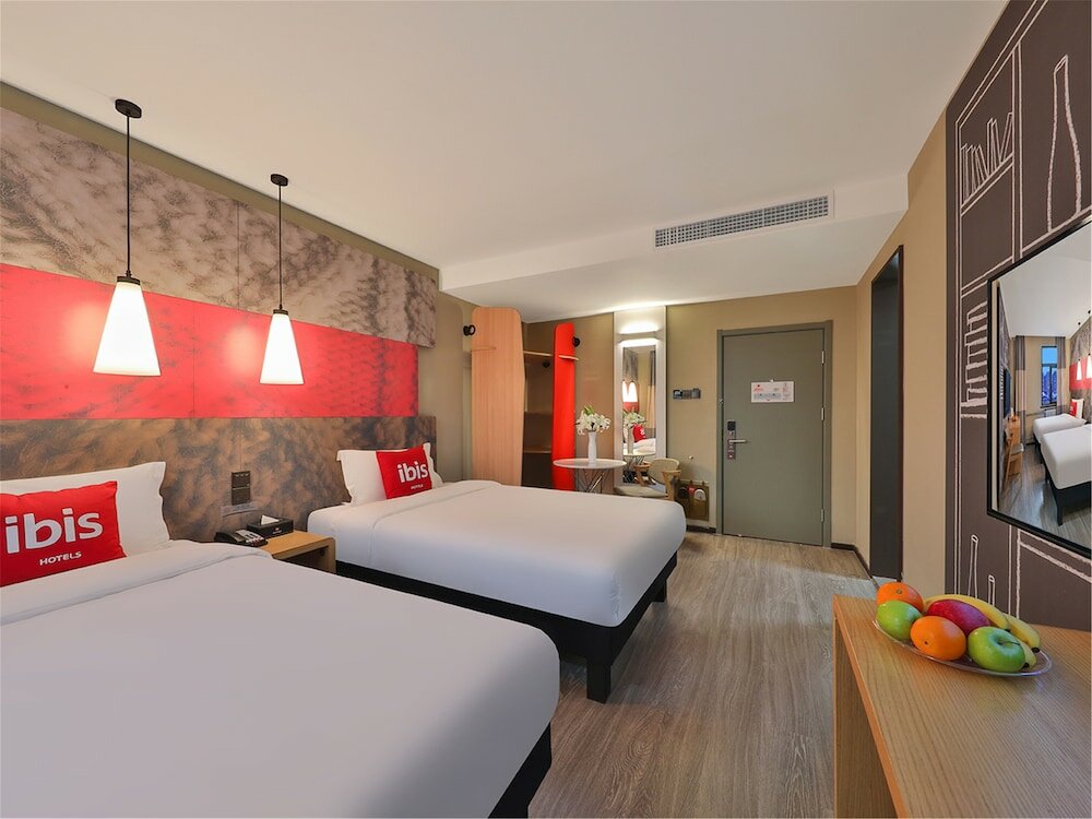 Фото Ibis Beijing Changping Metro Station Hotel