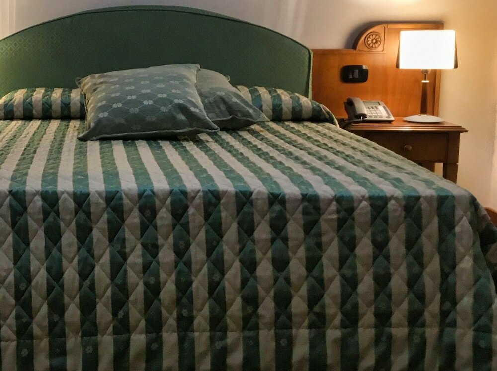 Фото Erania Rooms & Apartments