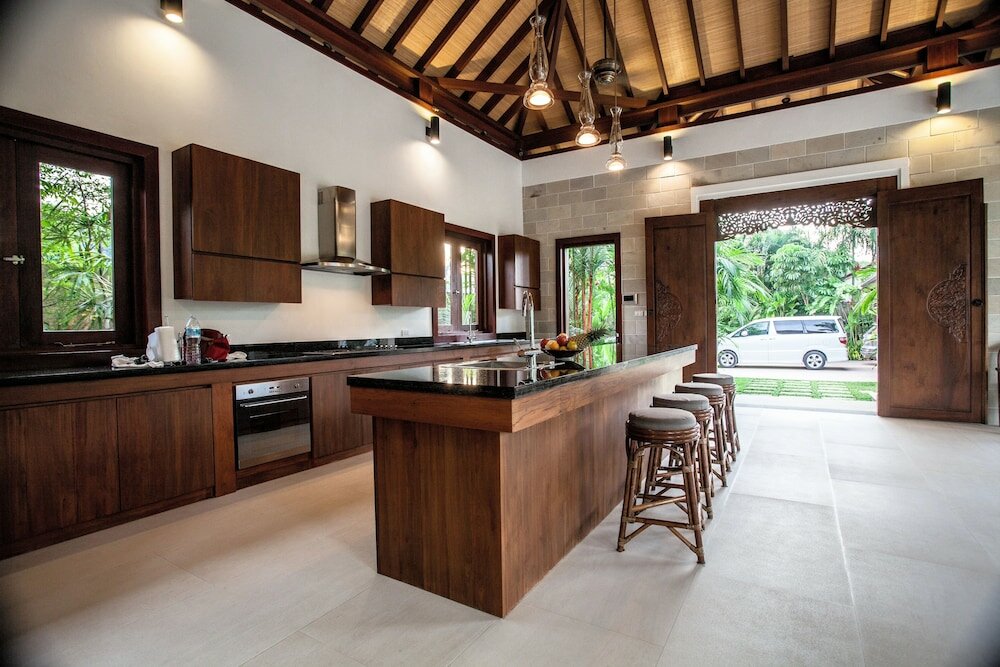 Фото Baan Pinya Balinese Style Aonang Pool Villa