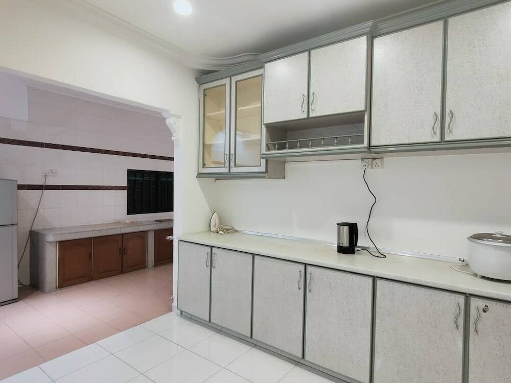 Фото Malacca Town Tranquerah Cluster Home