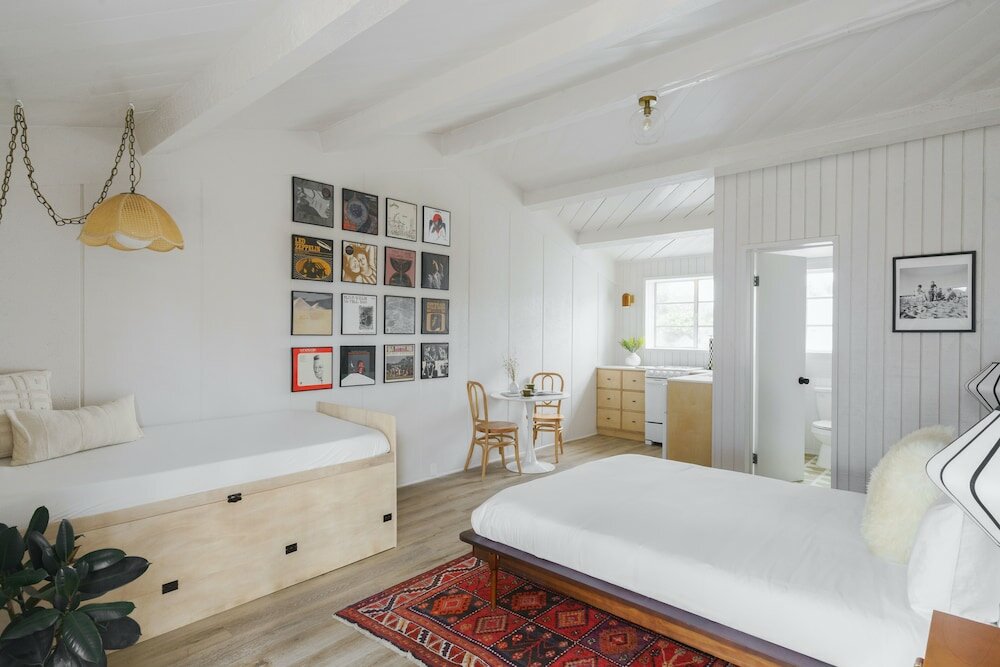 Фото The Green Room Hotel