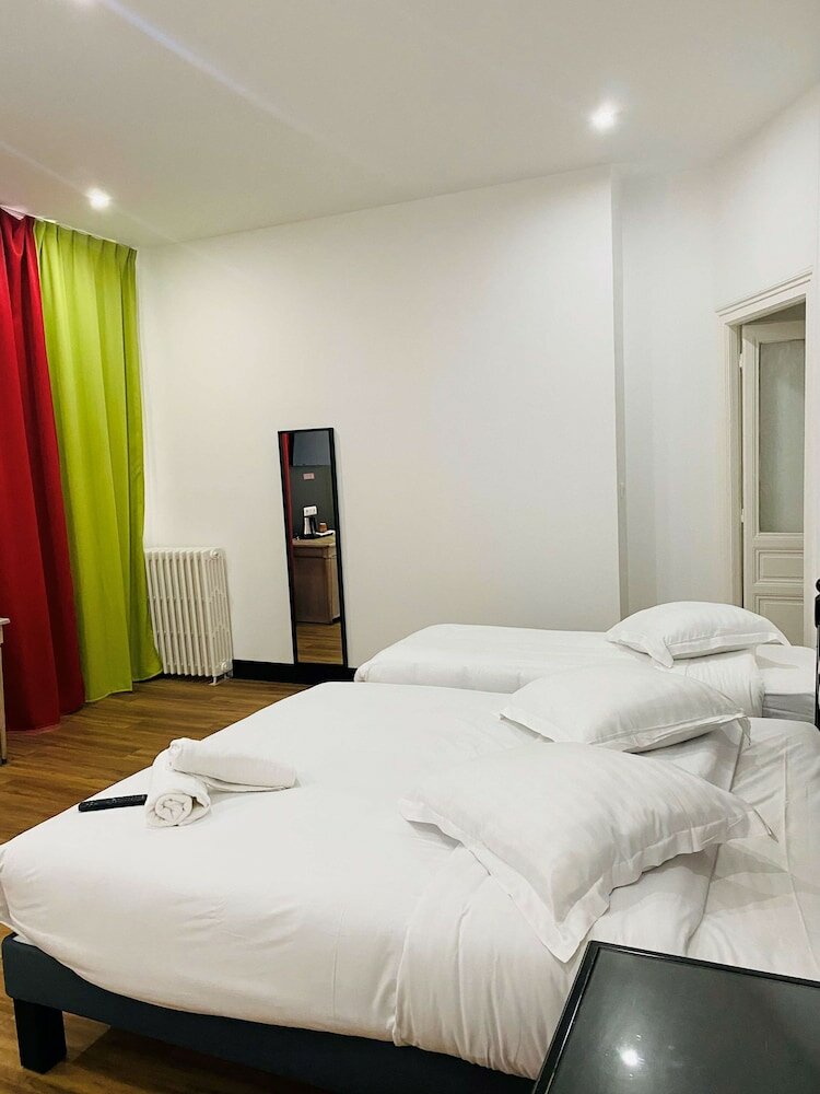 Фото Enzo Hotels Limoges Centre Jourdan by Kyriad Direct