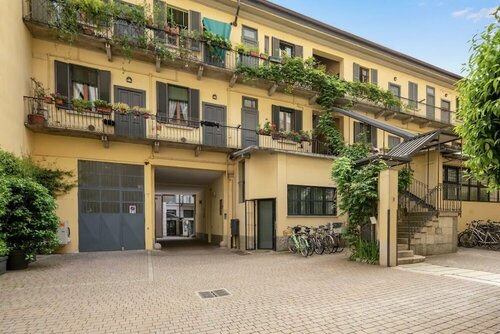 Гостиница Modern Loft in Porta Venezia - Hosted by Sweetstay в Милане