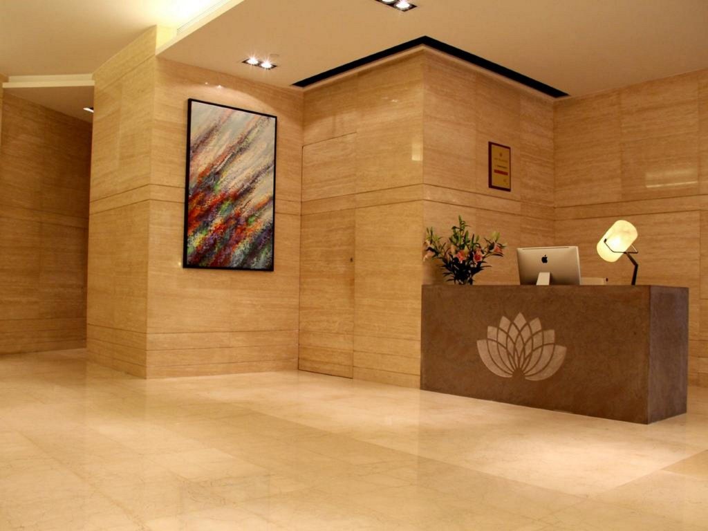 Фото Shenzhen New World Metro Grand Hotel