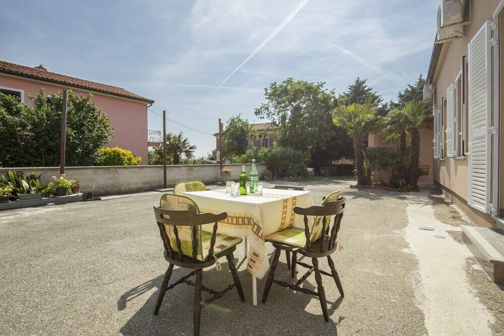 Фото Apartments Zazah