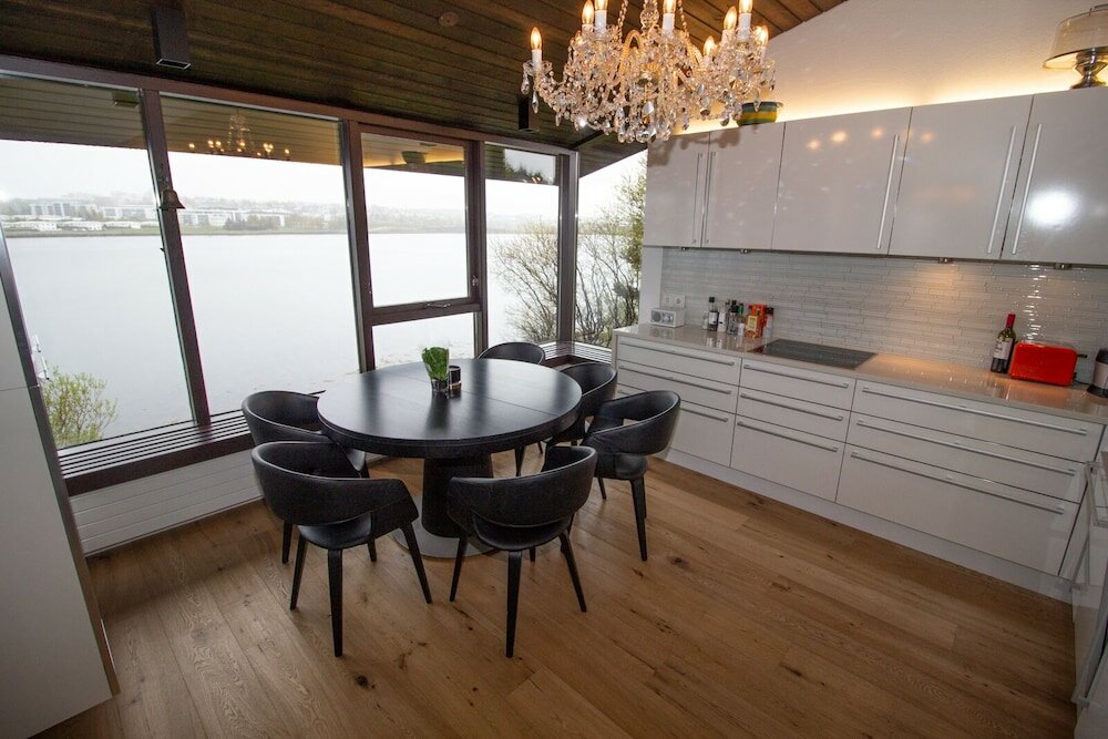 Фото Seaside Villa - 6 bedrooms