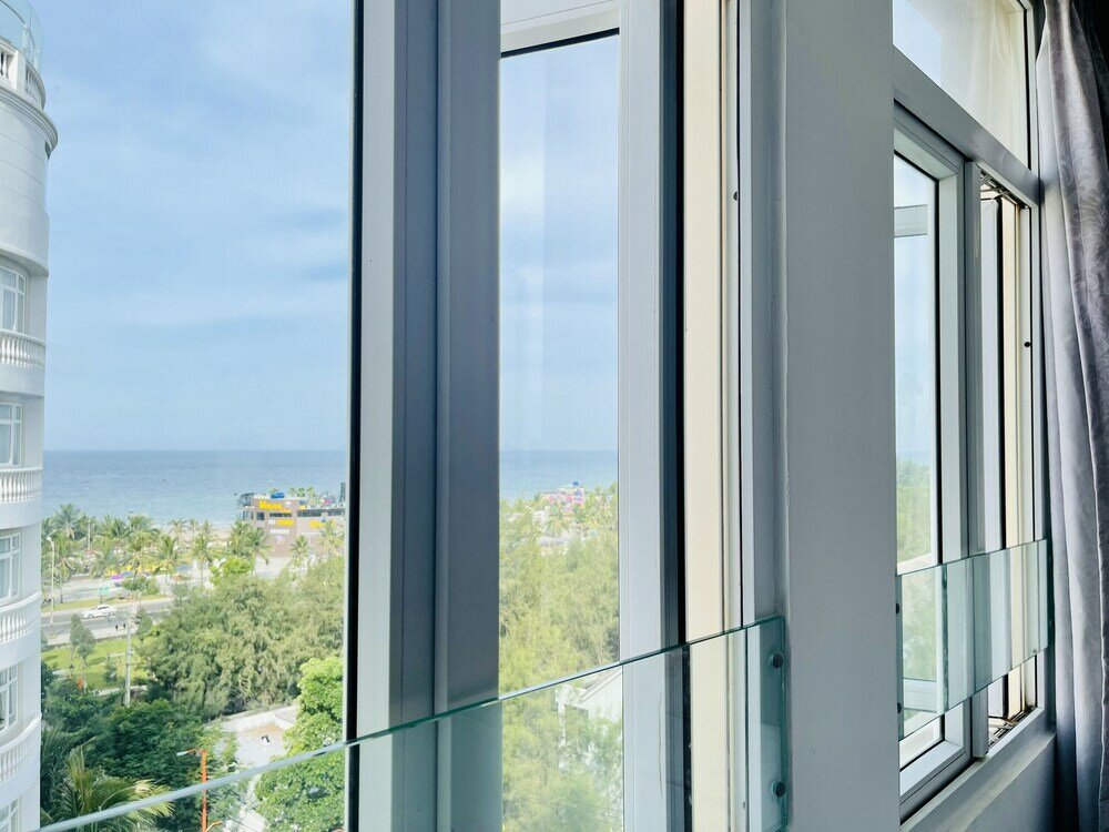 Фото Queen Palace Hotel Da Nang