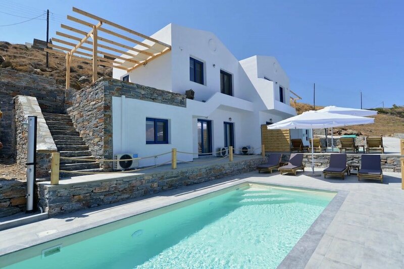 Гостиница Villa Azure - Breathtaking Views Private Pool