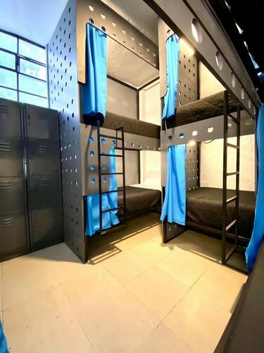 Гостиница Roomies Hostel Centro Medico в Мехико