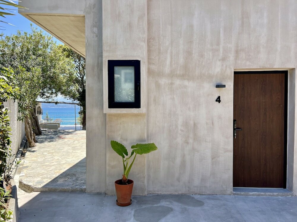 Фото Psamathi L&t