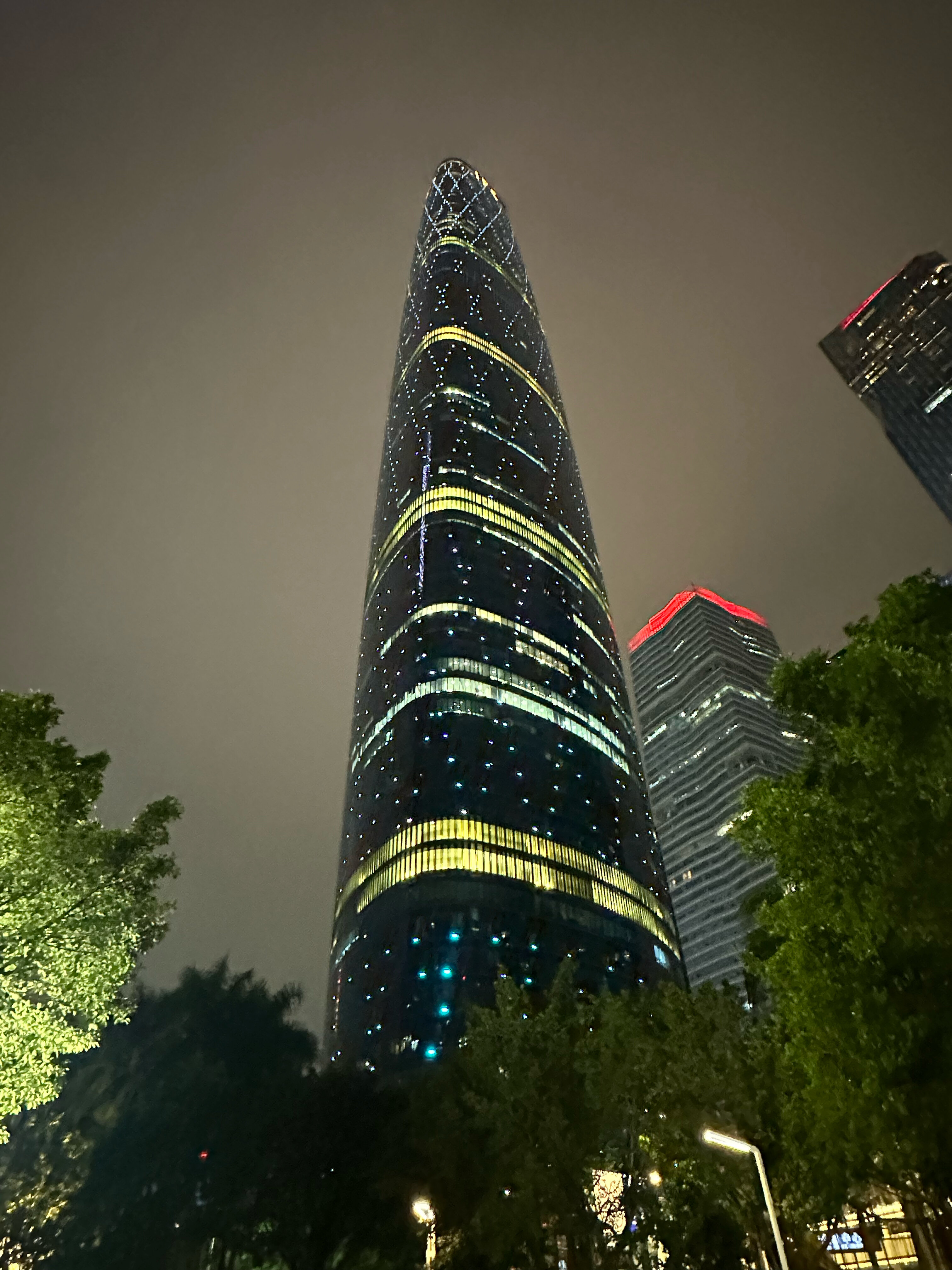 Фото Four Seasons Hotel Guangzhou