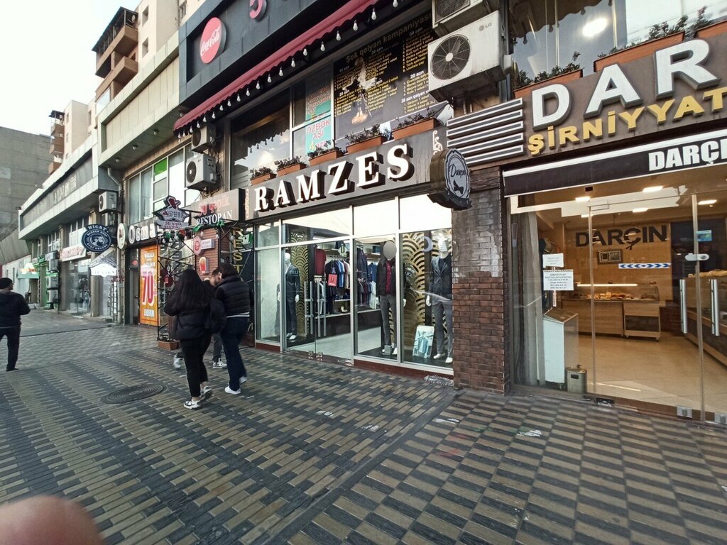 Clothing store Ramzes, Baku, photo