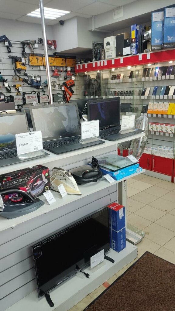 Thrift store Pobeda, Kazan, photo