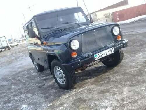 Otomobil pazarları Car market, Aktöbe, foto