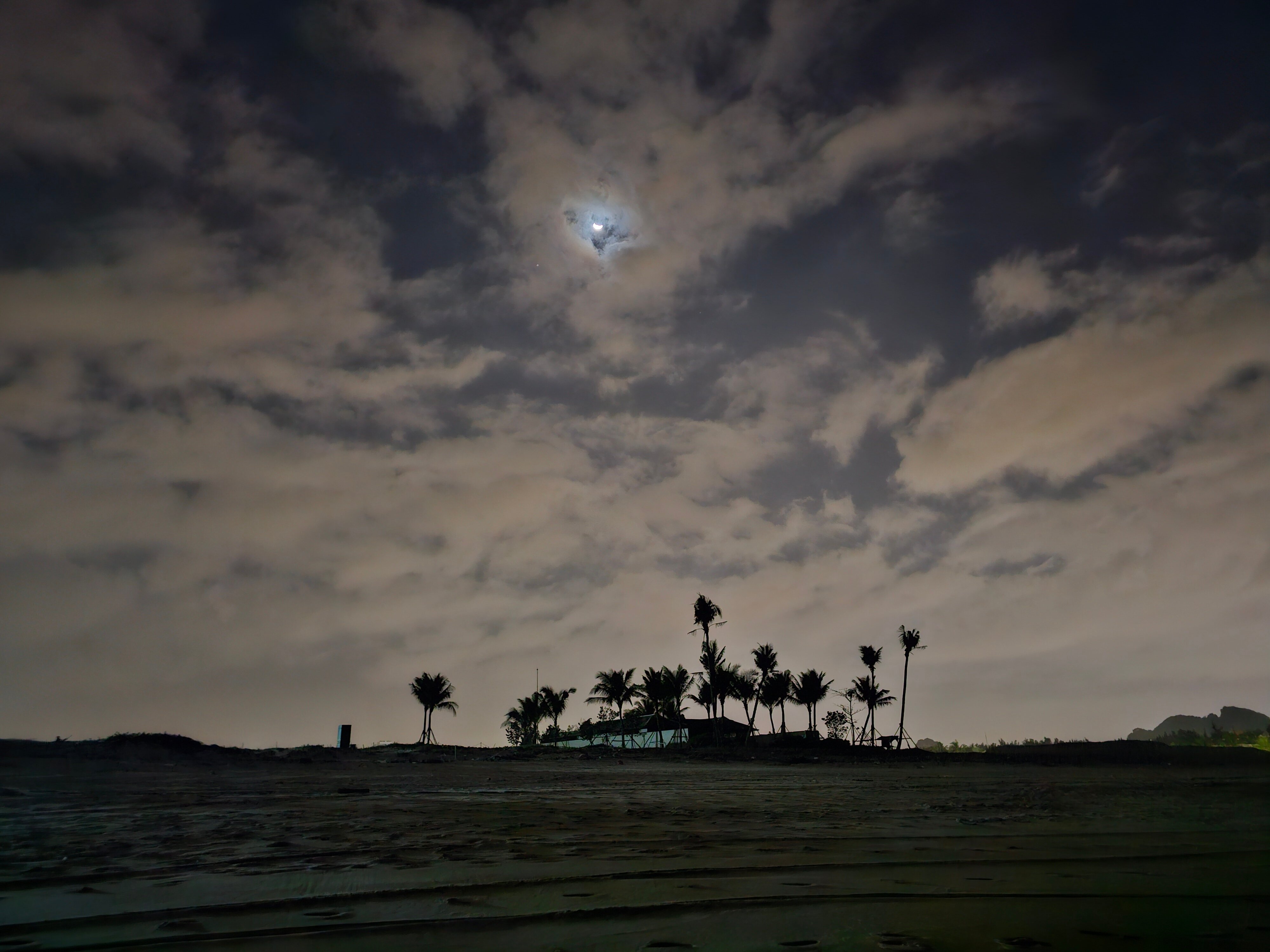 Фото Sandy Beach Non Nuoc Resort