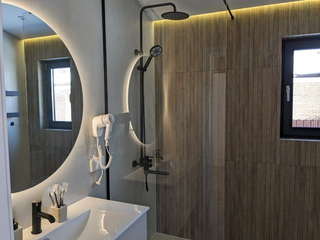 Фото Добро и Лес