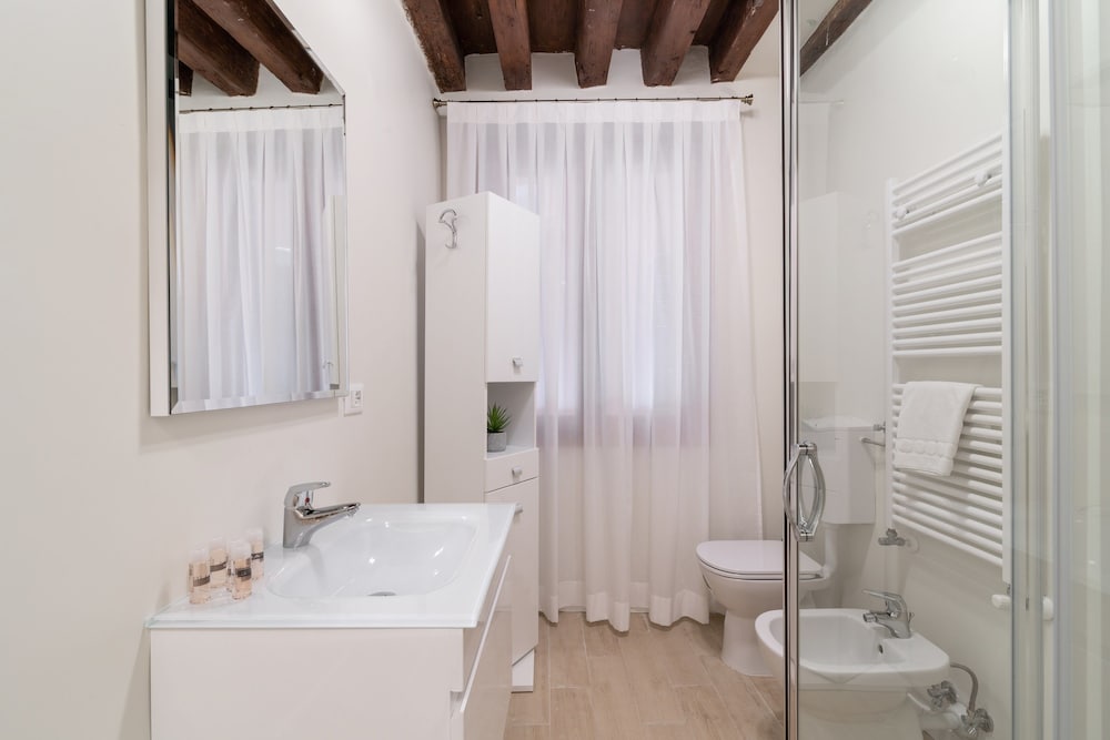 Фото Venice Palace Tintoretto