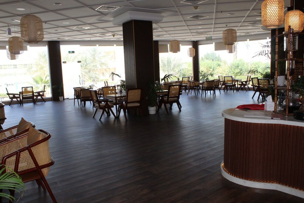 Фото Al Salam Grand Hotel & Resort