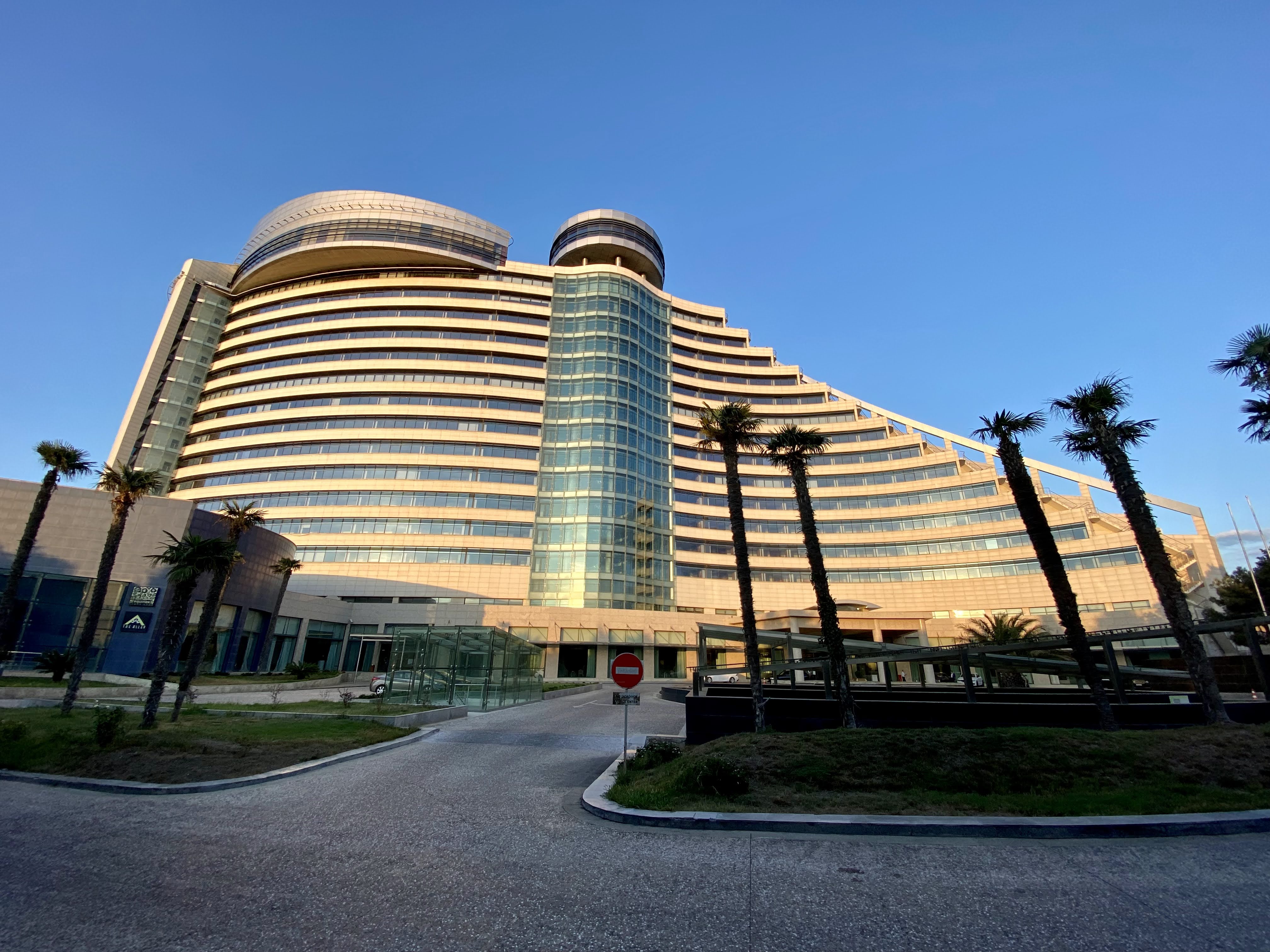 Фото Bilgah Beach Hotel