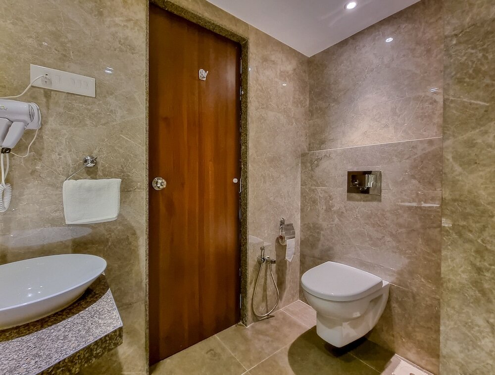 Фото Hotel Express Inn