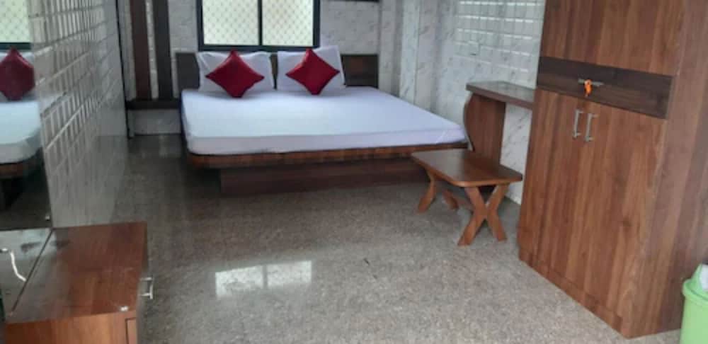 Фото Goroomgo Sea Smile Lodge Puri