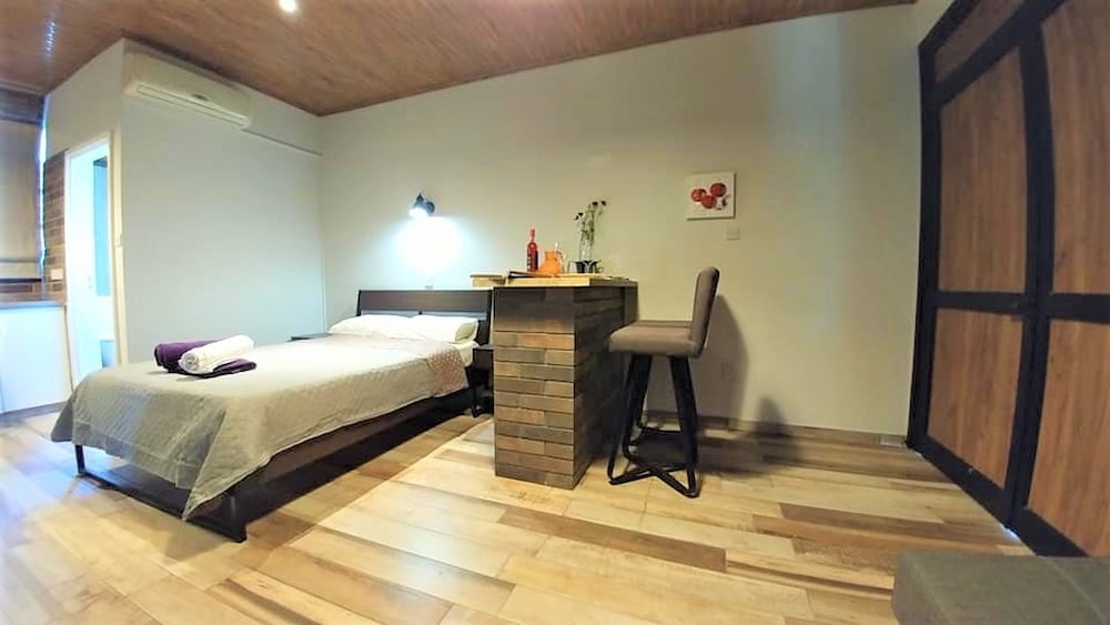 Фото Perneia Rooms